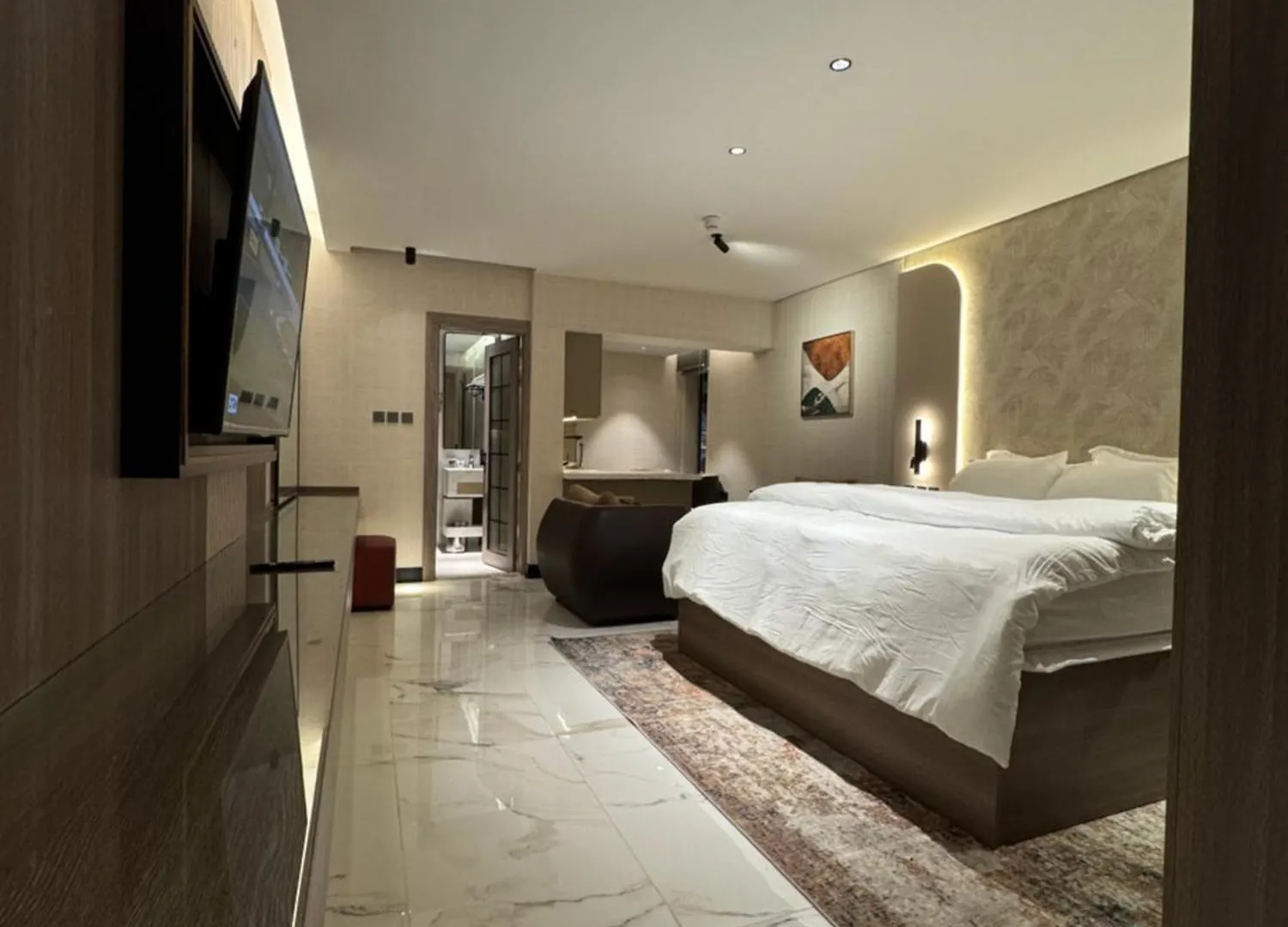 Sixty Three Hotel Suites ثلاثة وستون أجنحة فندقية الرياض شقة