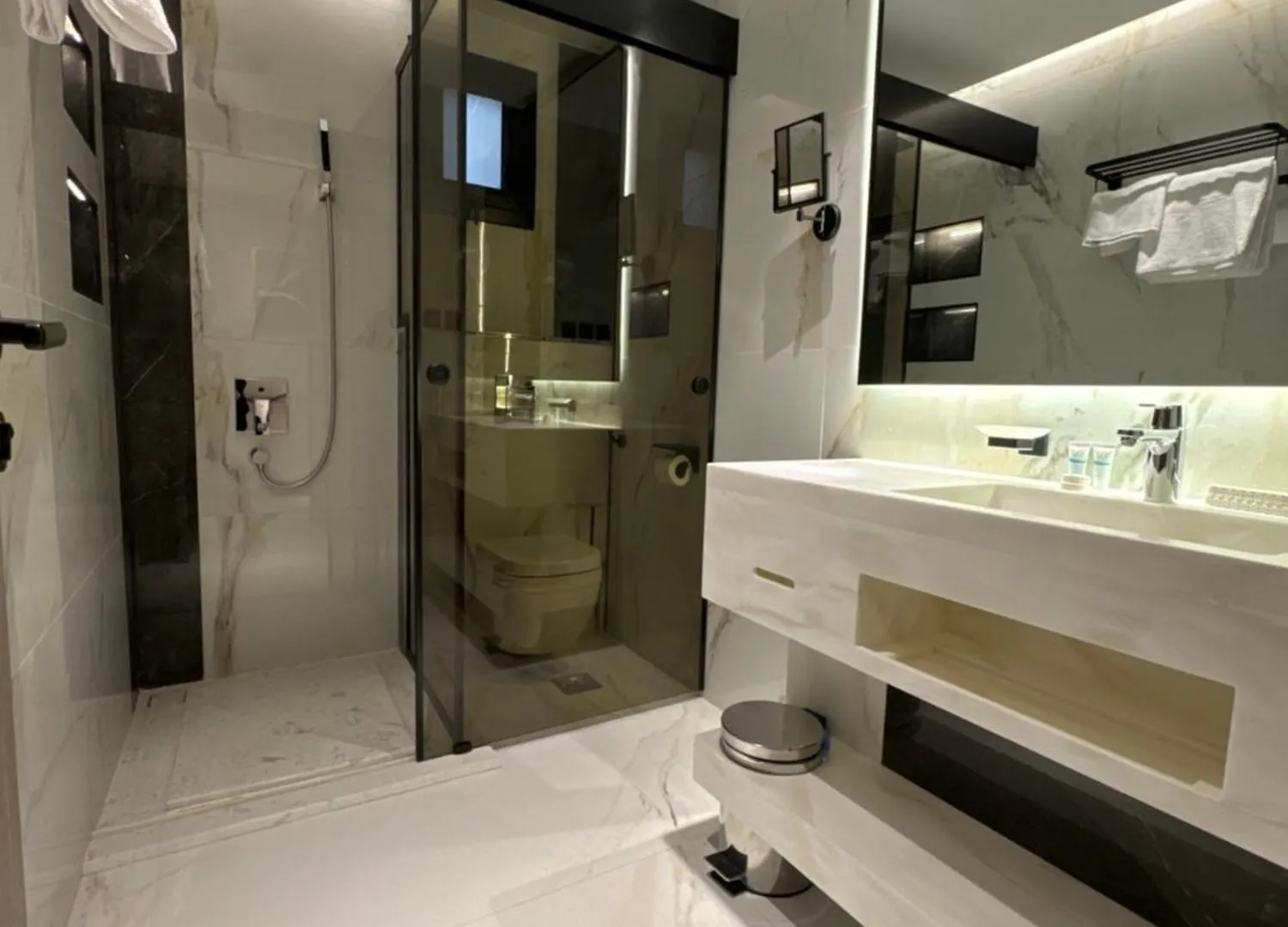شقة Sixty Three Hotel Suites ثلاثة وستون أجنحة فندقية الرياض المملكة العربية السعودية