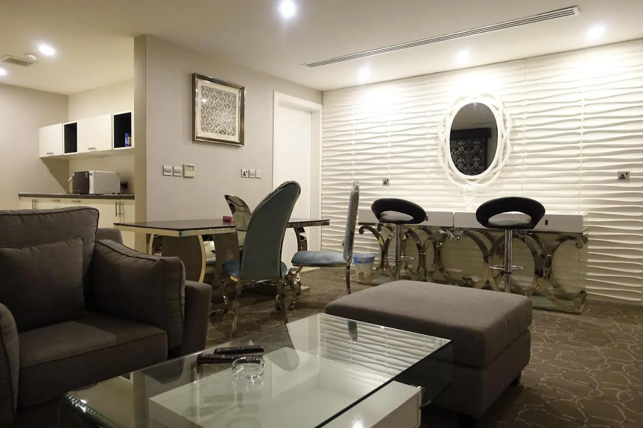 Sixty Three Hotel Suites ثلاثة وستون أجنحة فندقية الرياض