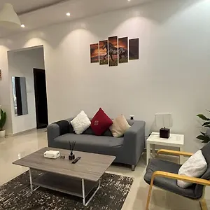 شقة شمال الرياض
